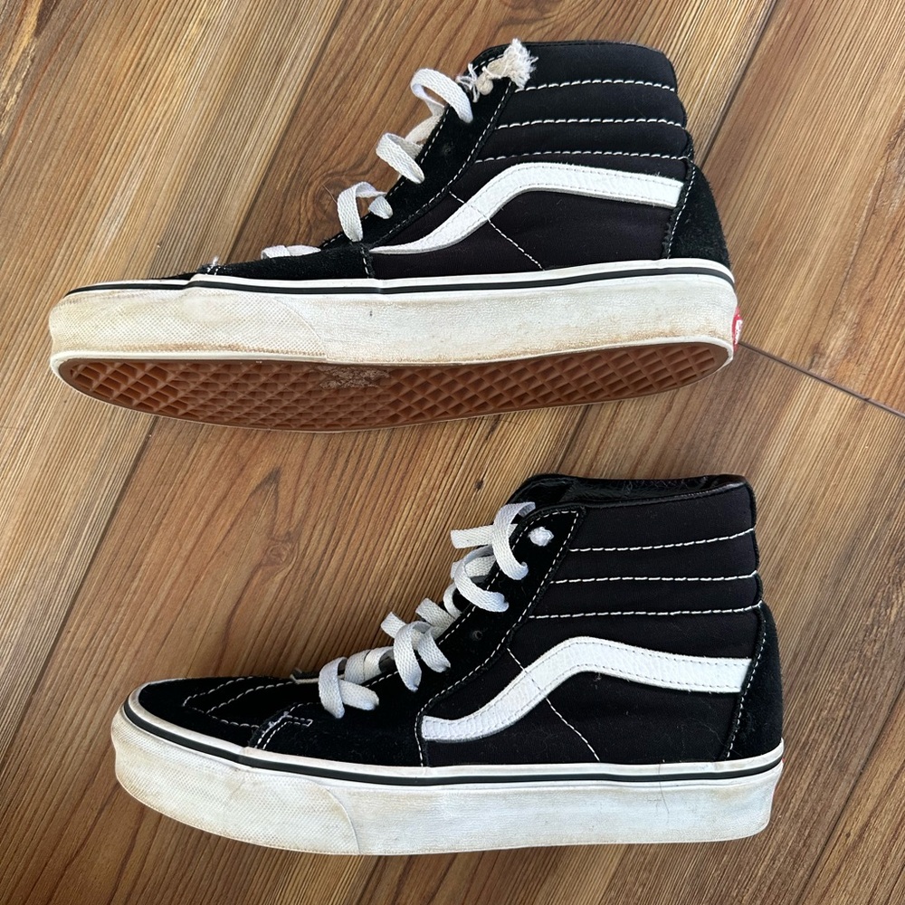 Vans Sk8-Hi Black & White High-Top Sneakers